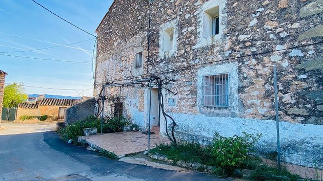 Foto 2 de Casa en venda a Vall d´Alba de 4 habitacions amb terrassa i garatge