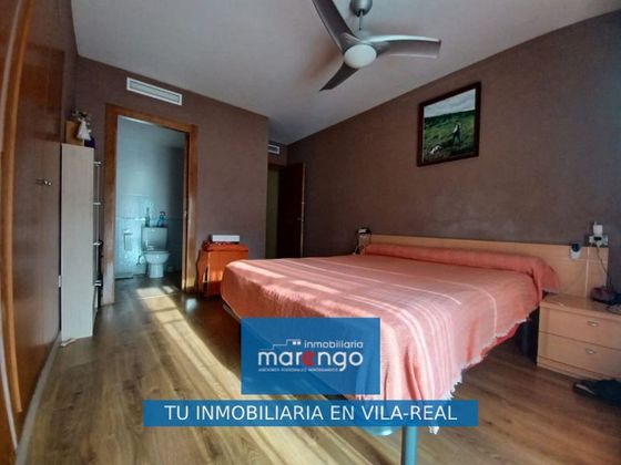 Foto 1 de Pis en venda a Centro - Villarreal de 4 habitacions amb garatge i aire acondicionat