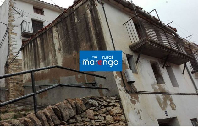 Foto 2 de Casa en venta en Villafranca del Cid de 3 habitaciones con balcón
