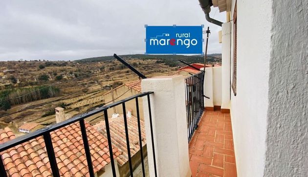Foto 1 de Casa en venta en Villafranca del Cid de 5 habitaciones con terraza y balcón