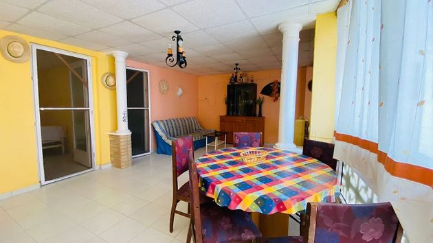 Foto 2 de Casa en venda a Chilches (Castellón/Castelló) de 6 habitacions amb terrassa