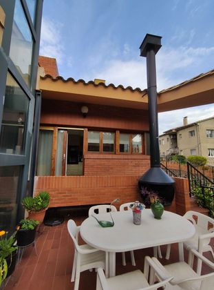 Foto 1 de Xalet en venda a Sant Joan les Fonts de 6 habitacions amb terrassa i piscina