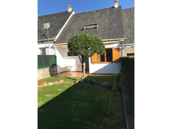 Foto 2 de Casa en venda a Caldes de Montbui de 5 habitacions amb piscina i garatge