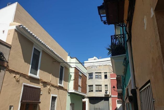 Foto 1 de Casa en venta en Ayuntamiento - Centro de 5 habitaciones con terraza