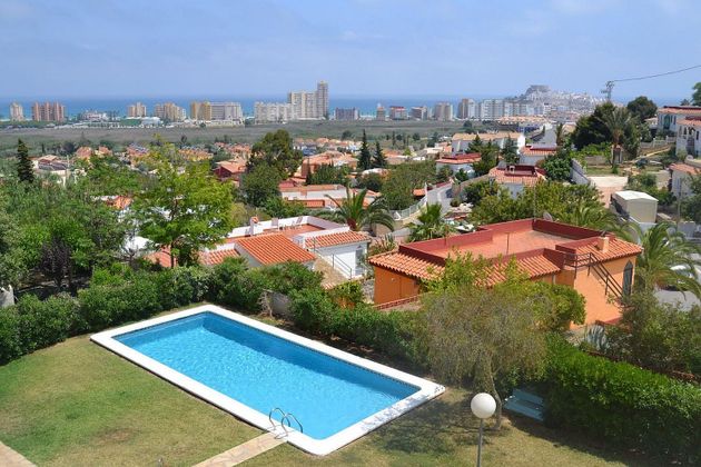 Foto 2 de Chalet en venta en Las Atalayas - Urmi - Cerro Mar de 2 habitaciones con terraza y piscina
