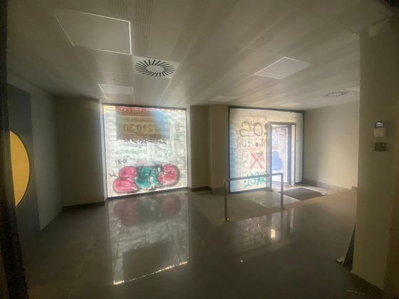 Foto 2 de Alquiler de local en La Vega Baixa de 300 m²