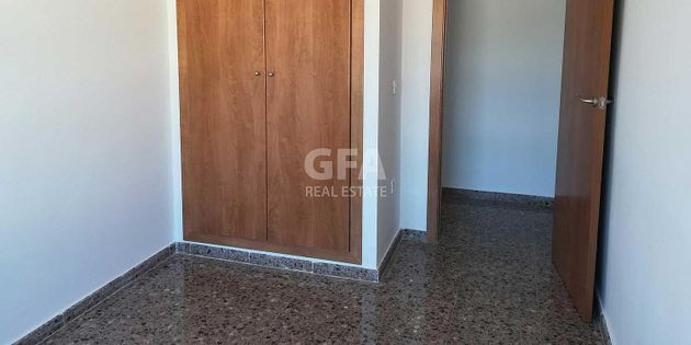 Foto 2 de Venta de piso en Torreblanca de 2 habitaciones con terraza y garaje
