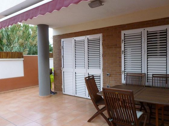 Foto 1 de Chalet en venta en Moncófar pueblo de 4 habitaciones con terraza y piscina