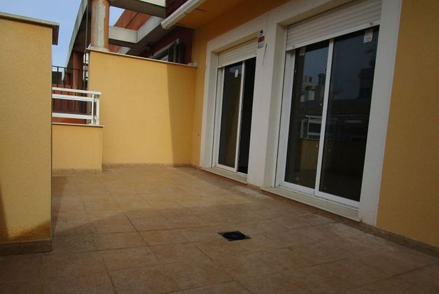 Foto 1 de Dúplex en venda a L'Alquenència de 3 habitacions amb terrassa i piscina