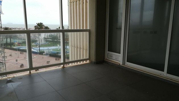 Foto 1 de Pis en venda a Playa del Puig de 2 habitacions amb piscina i ascensor
