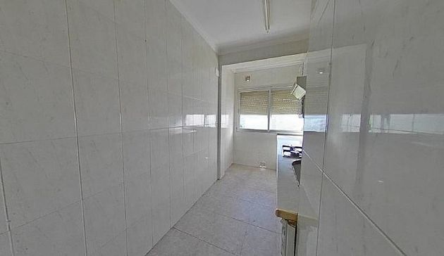 Foto 2 de Venta de piso en Poligono Norte - Villegas - La Fontanilla de 2 habitaciones y 58 m²