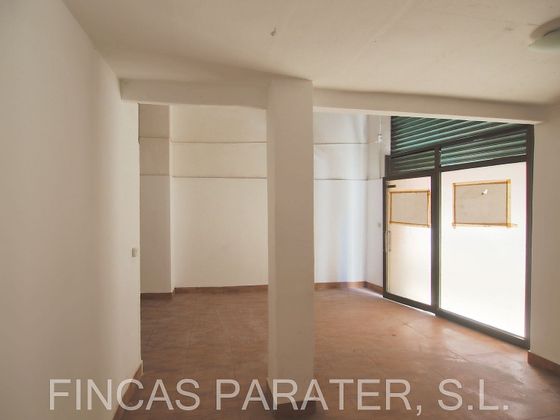 Foto 2 de Local en alquiler en Sant Andreu de Palomar de 50 m²
