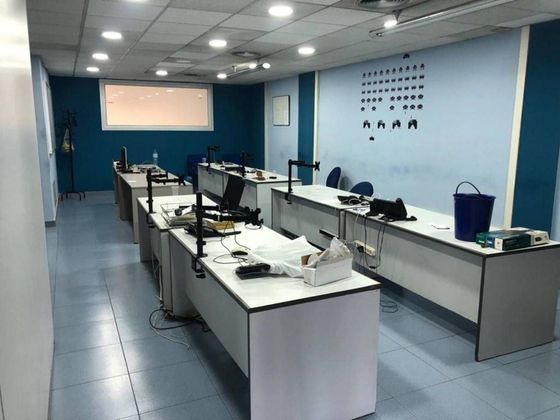Foto 1 de Oficina en venda a Can Feu - Can Gambús - Hostafrancs amb aire acondicionat