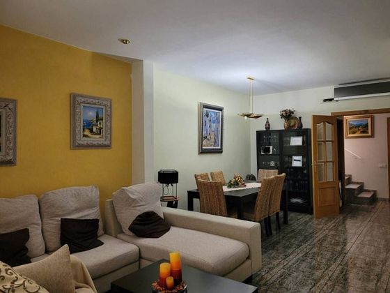 Foto 2 de Venta de casa en Creu Alta de 3 habitaciones con terraza y aire acondicionado