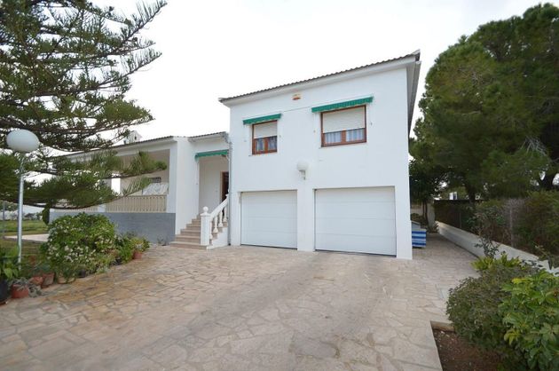 Foto 1 de Xalet en venda a Cala del Puntal  de 4 habitacions amb terrassa i garatge