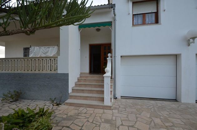 Foto 2 de Chalet en venta en Cala del Puntal  de 4 habitaciones con terraza y garaje