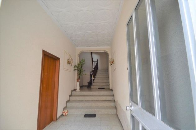 Foto 1 de Casa adossada en venda a Ulldecona de 5 habitacions amb terrassa i balcó