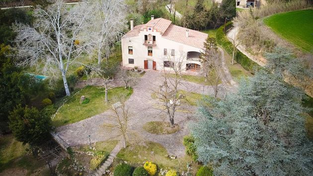 Foto 1 de Casa rural en venda a Franqueses del Vallès, les de 6 habitacions amb terrassa i piscina