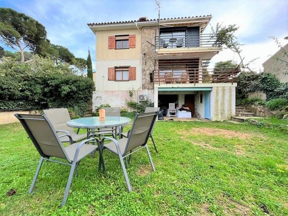 Foto 1 de Chalet en venta en S'Agaró de 6 habitaciones con terraza y piscina