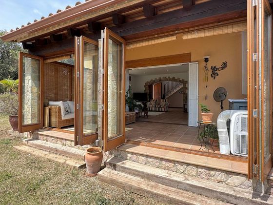 Foto 2 de Chalet en venta en urbanización De Vall Repos de 4 habitaciones con terraza y piscina