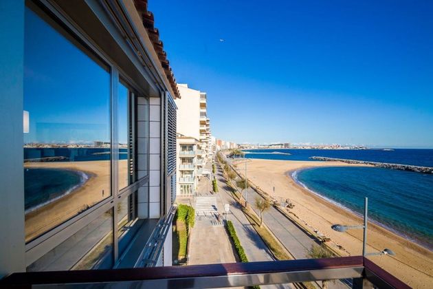 Foto 2 de Àtic en venda a paseo De Josep Mundet de 4 habitacions amb terrassa i garatge