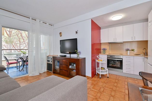 Foto 1 de Piso en venta en calle Barcelona de 2 habitaciones con terraza y garaje