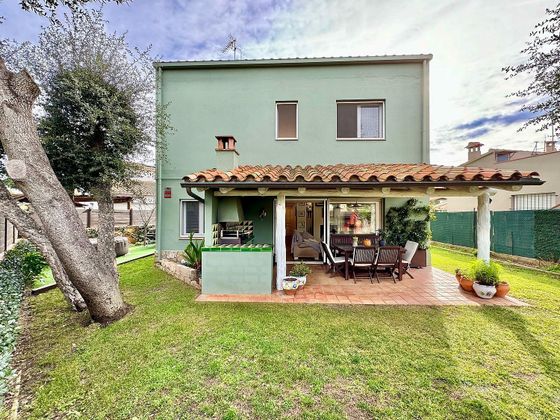 Foto 1 de Xalet en venda a calle Pau Casals de 4 habitacions amb terrassa i garatge