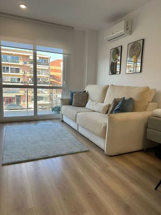 Foto 2 de Piso en venta en avenida Catalunya de 2 habitaciones con terraza y balcón