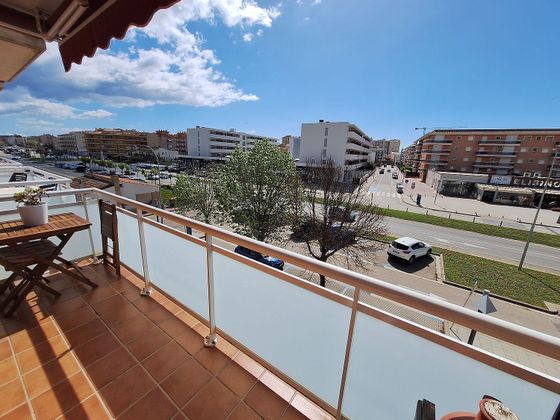 Foto 1 de Pis en venda a plaza De la Unió de 2 habitacions amb terrassa i balcó