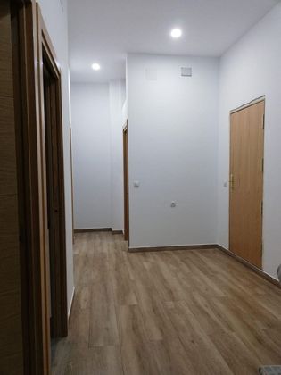 Foto 2 de Venta de piso en Les Planes de 2 habitaciones y 40 m²
