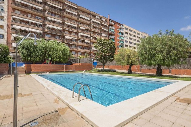 Foto 1 de Pis en venda a calle Gran Via de Les Corts Catalanes de 4 habitacions amb piscina i garatge