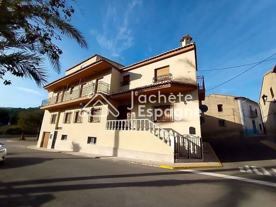 Foto 1 de Casa en venda a Alfauir de 5 habitacions amb terrassa i garatge