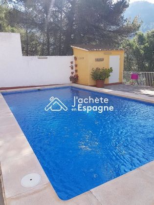 Foto 2 de Chalet en venta en calle CV de 4 habitaciones con terraza y piscina