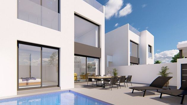 Foto 2 de Xalet en venda a Formentera del Segura de 3 habitacions amb piscina i aire acondicionat