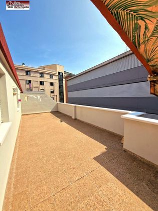 Foto 2 de Ático en venta en Centro Urbano de 2 habitaciones con terraza y aire acondicionado