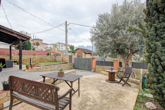Foto 1 de Xalet en venda a Castellgalí de 5 habitacions amb terrassa i piscina