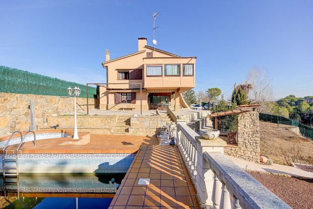 Foto 2 de Venta de chalet en Sant Salvador de Guardiola de 5 habitaciones con terraza y piscina