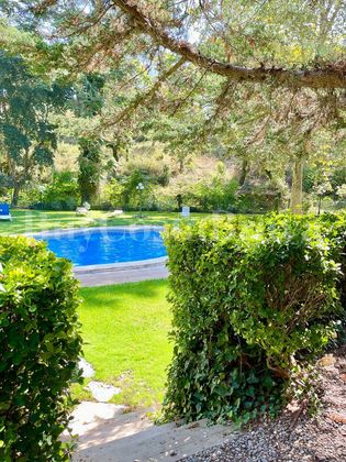 Foto 1 de Casa adossada en venda a Els Pins - Politur de 3 habitacions amb terrassa i piscina
