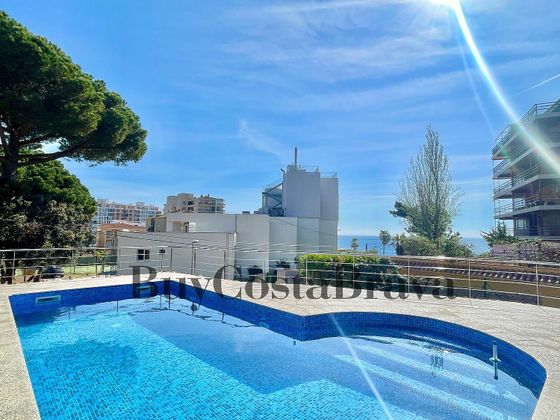 Foto 1 de Venta de chalet en Torre Valentina-Mas Vilar de La Mutxada-Treumal de 4 habitaciones con terraza y piscina