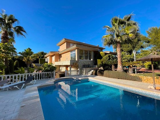 Foto 1 de Casa en venta en Nucia (la) de 7 habitaciones con terraza y piscina