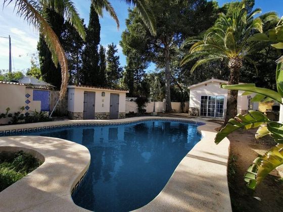 Foto 2 de Casa en venta en Nucia (la) de 5 habitaciones con terraza y piscina