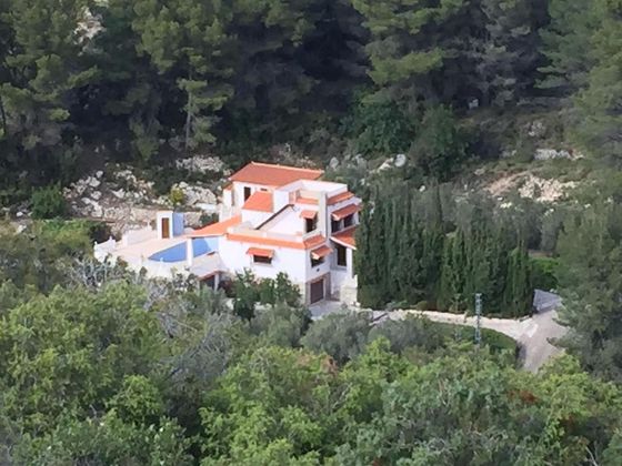 Foto 1 de Casa en venta en Biar de 5 habitaciones con terraza y piscina