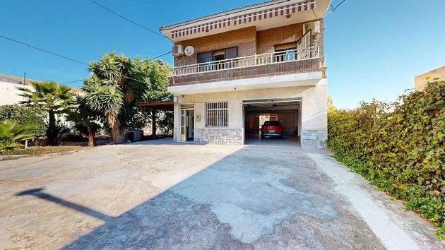 Foto 2 de Xalet en venda a pasaje Los Blases de 4 habitacions amb terrassa i garatge