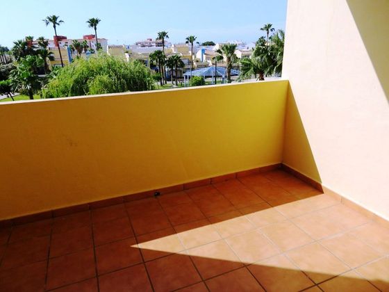 Foto 2 de Àtic en venda a calle Italia de 3 habitacions amb terrassa i piscina