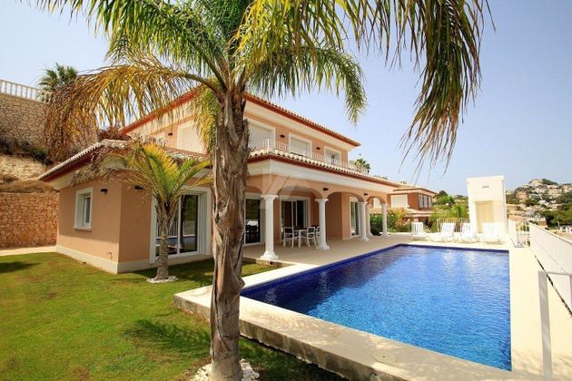 Foto 2 de Casa en venta en Casco Urbano de 4 habitaciones con terraza y piscina