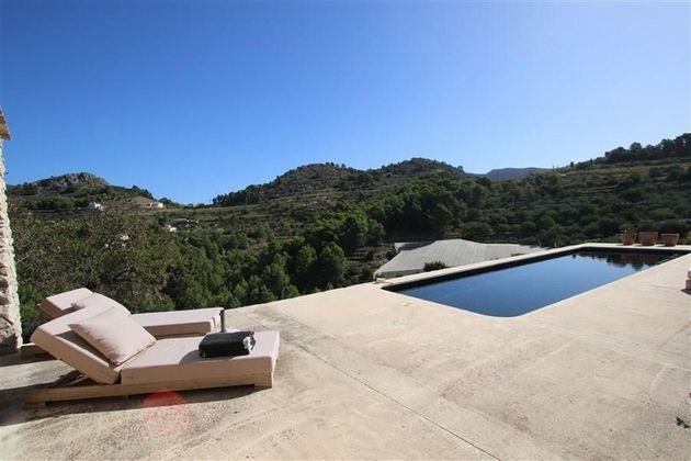 Foto 2 de Casa en venda a Tárbena de 3 habitacions amb terrassa i piscina