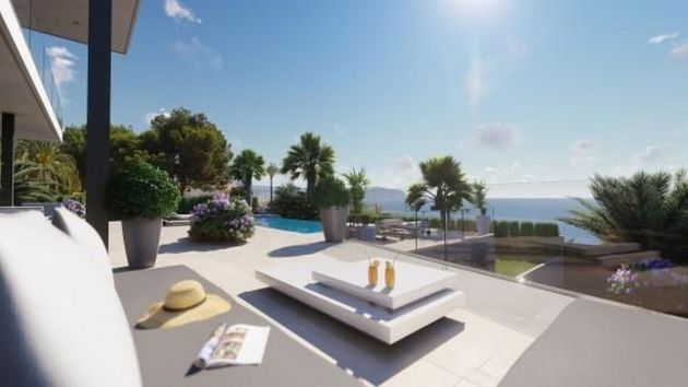 Foto 2 de Venta de casa en Zona Levante - Playa Fossa de 5 habitaciones con piscina