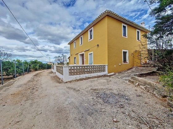 Foto 1 de Casa en venda a Ondara de 4 habitacions amb terrassa