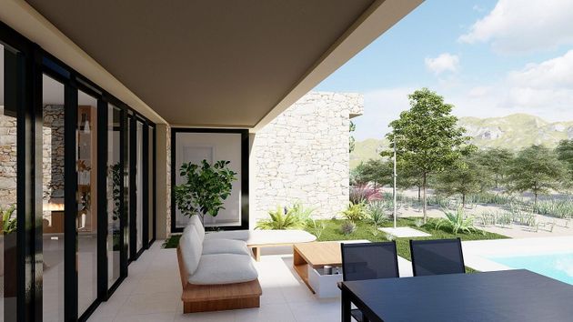 Foto 1 de Chalet en venta en Yecla de 6 habitaciones con terraza y piscina