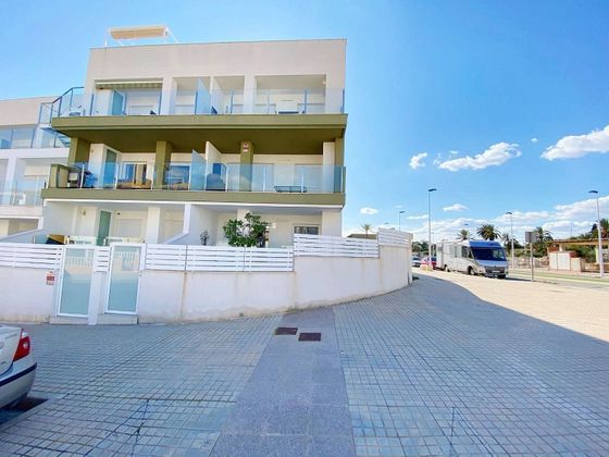 Foto 1 de Xalet en venda a La Marina de 2 habitacions amb terrassa i piscina